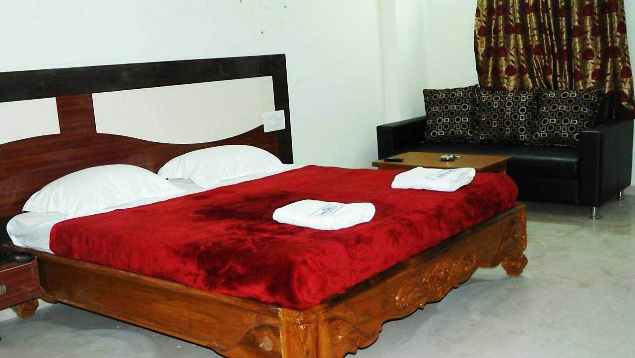 Sai Krishna Residency Hotel Kolhapur Zewnętrze zdjęcie